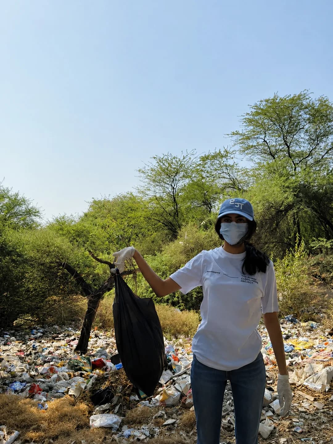 Volunteers at a Heritage Cleanliness Project drive in Delhi — panel 5, photograph 1